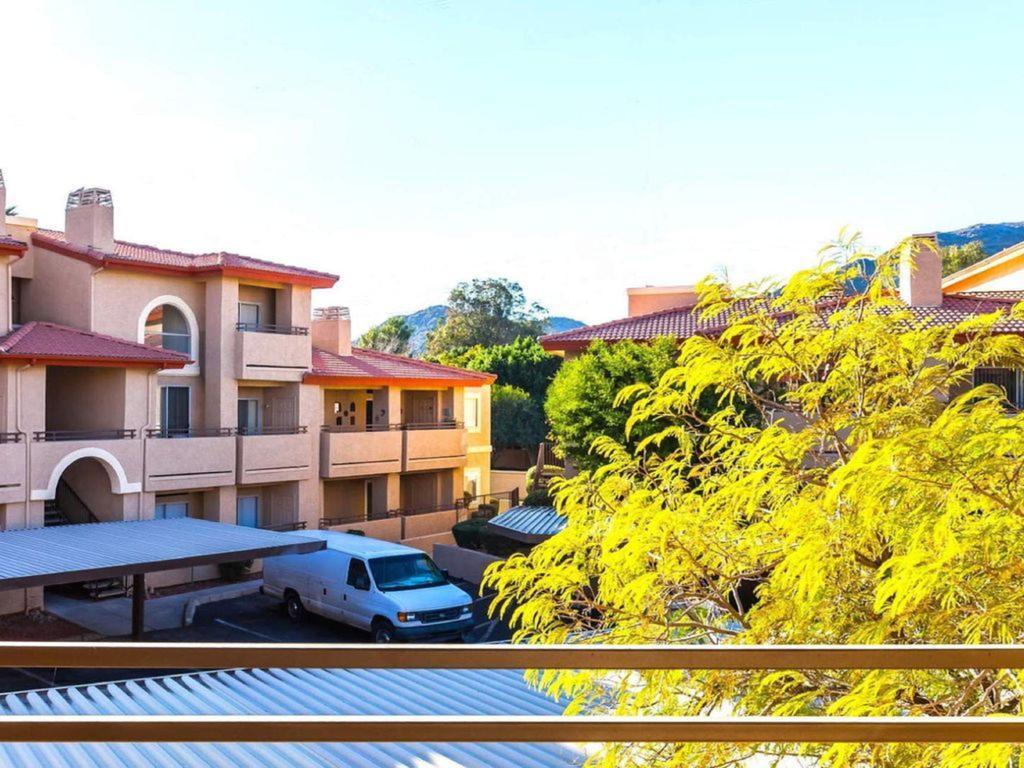 Private Resort Community Surrounded By Mountains W/3 Pool-Spa Complexes, All Heated & Open 24/7/365! 凤凰城 客房 照片